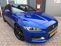 Jaguar XE - 2.0 D Portfolio / Leder / Navi / Camera / Meredian / PDC / Clima / NAP