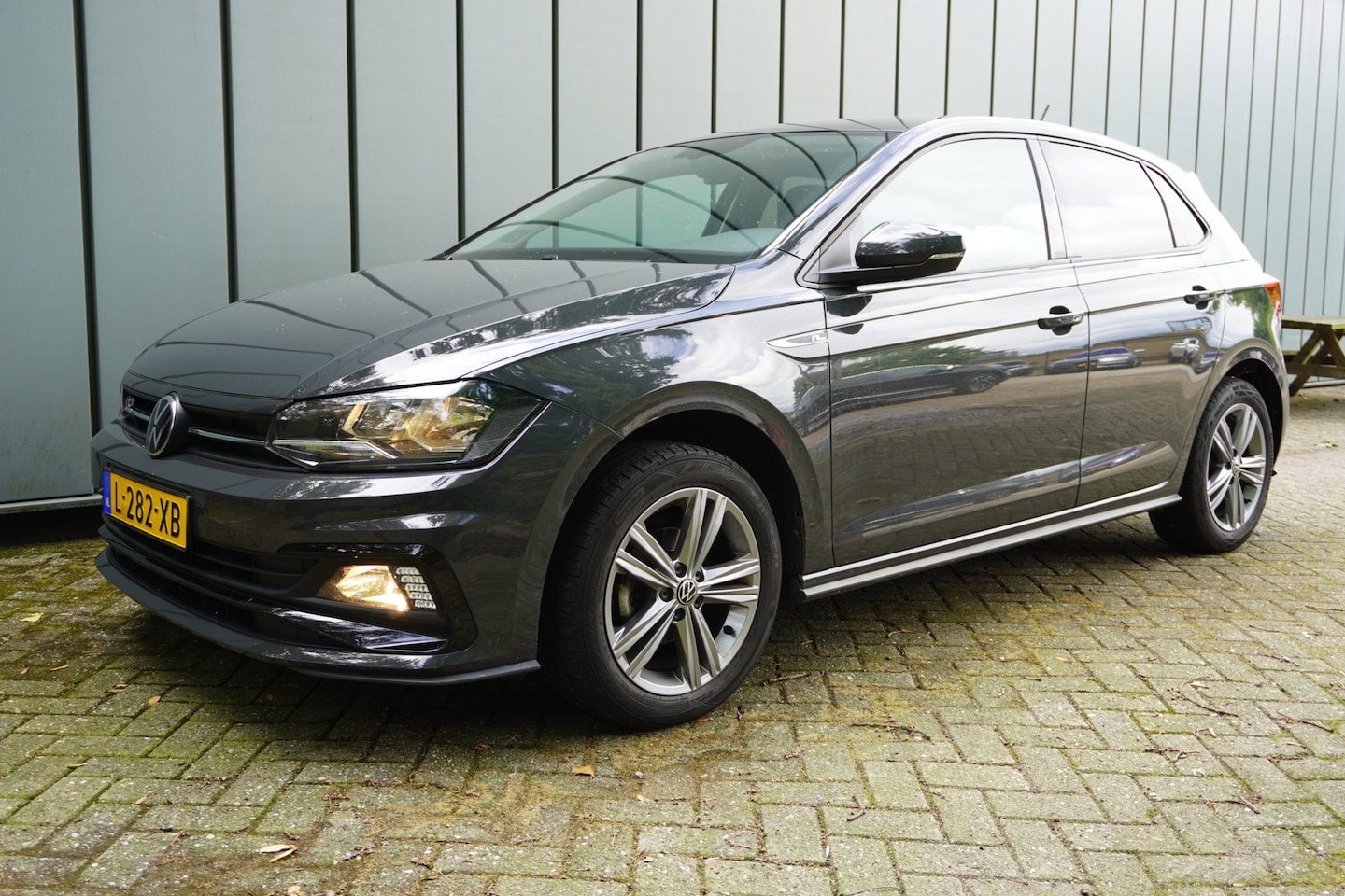 Volkswagen Polo - 1.0 TSI Highline Business R-Line | Handbak | Airco | Navi | Carplay | 2021 | Inruil mogeli - AutoWereld.nl