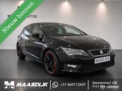SEAT Leon - 1.8 TSI FR PANO PDC CAMERA CARPLAY SOUND