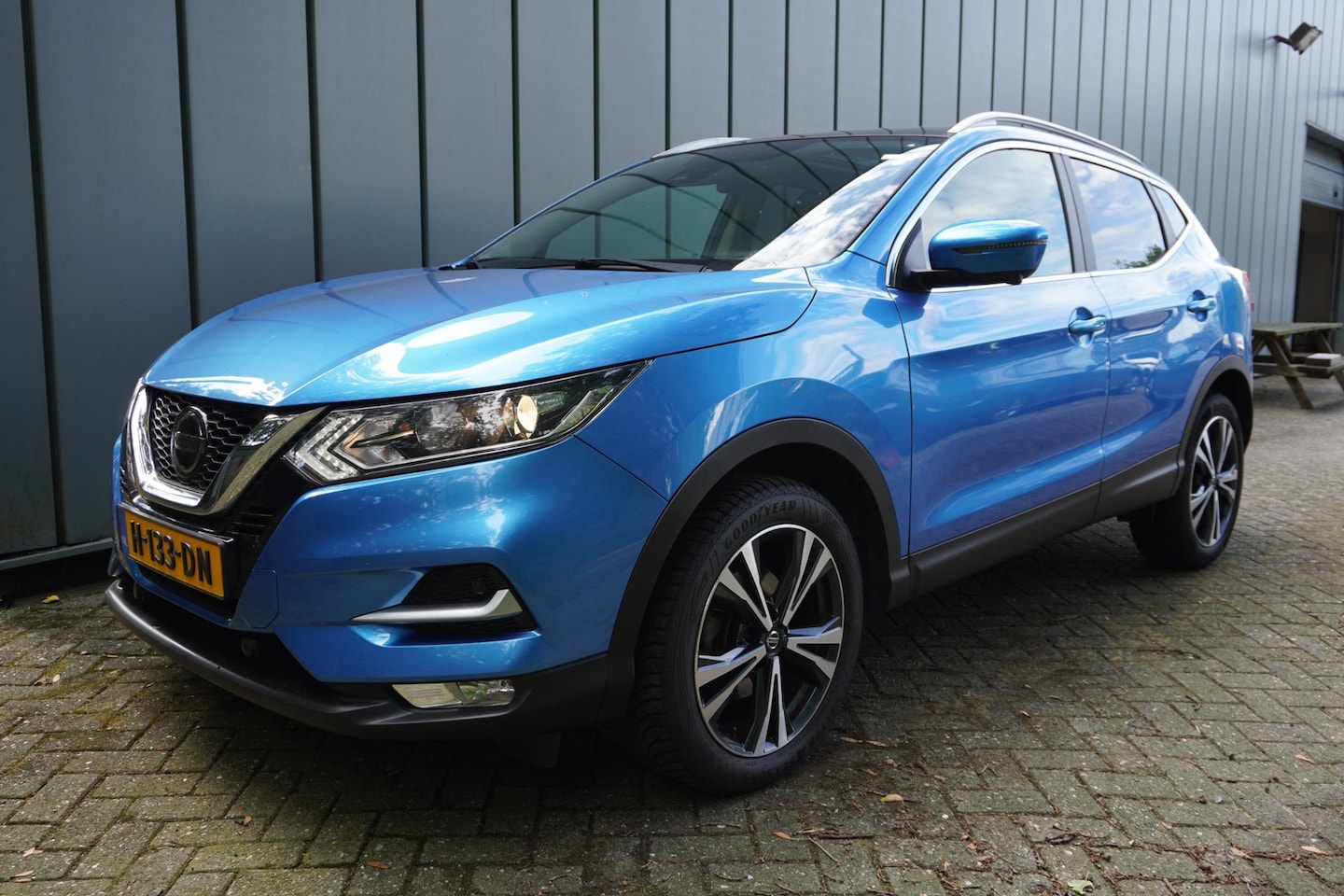 Nissan Qashqai - 1.3 DIG-T N-Connecta | Handbak | Airco | Navi | Panodak | Elek. Pakket | Vol opties | Inru - AutoWereld.nl