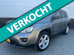 Jeep Compass - 2.4 Limited 4WD Automaat - Airco - schuif/kantel-dak - trekhaak - sensoren - NAP - navi