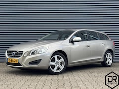 Volvo V60 - 1.6 T3 | TREKHAAK | CLIMATE | PDC | NAP | GOED ONDERHOUDEN