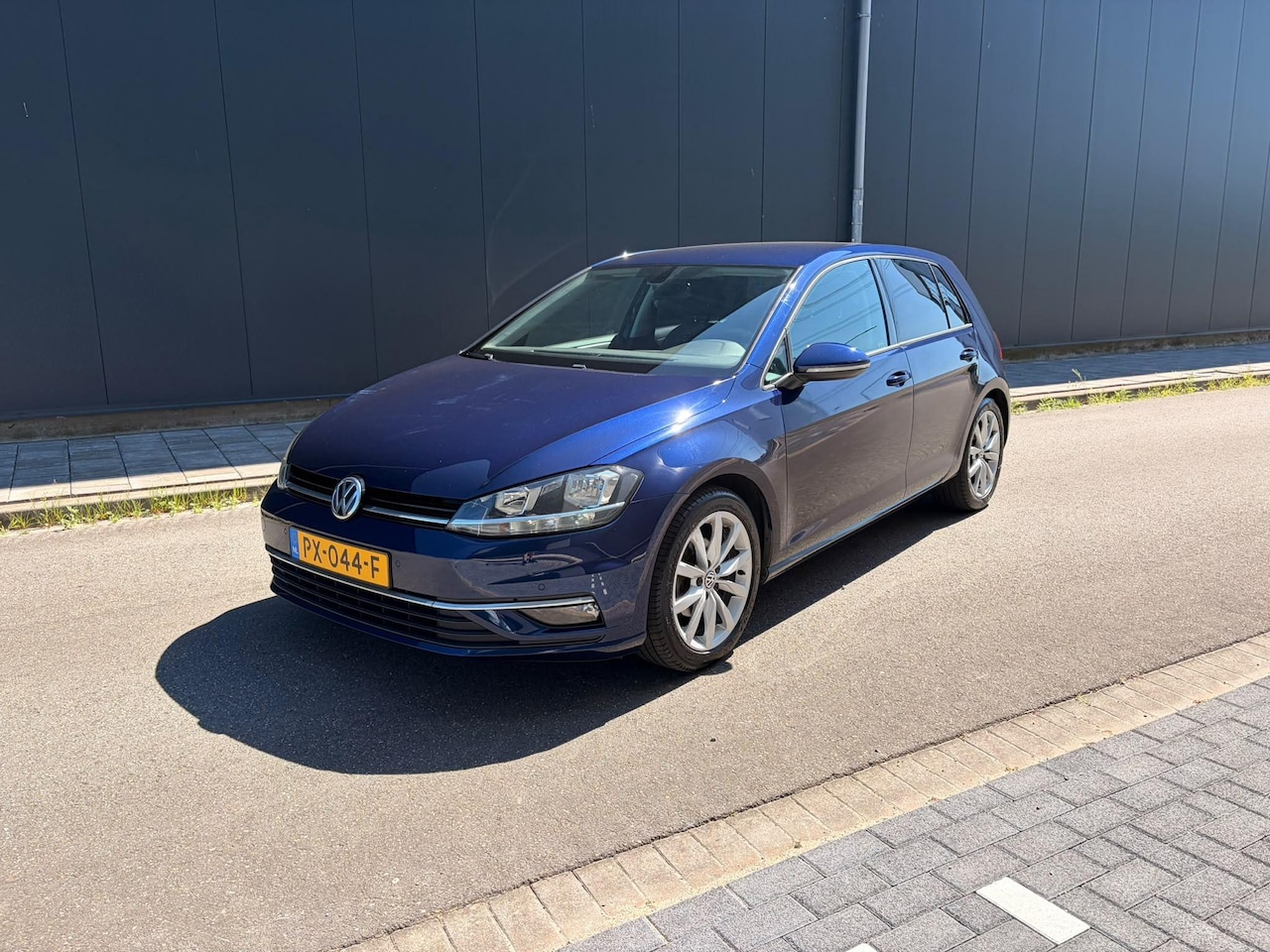 Volkswagen Golf - 1.0 TSI Comfortline Business 1.0 TSI Comfortline Business - AutoWereld.nl