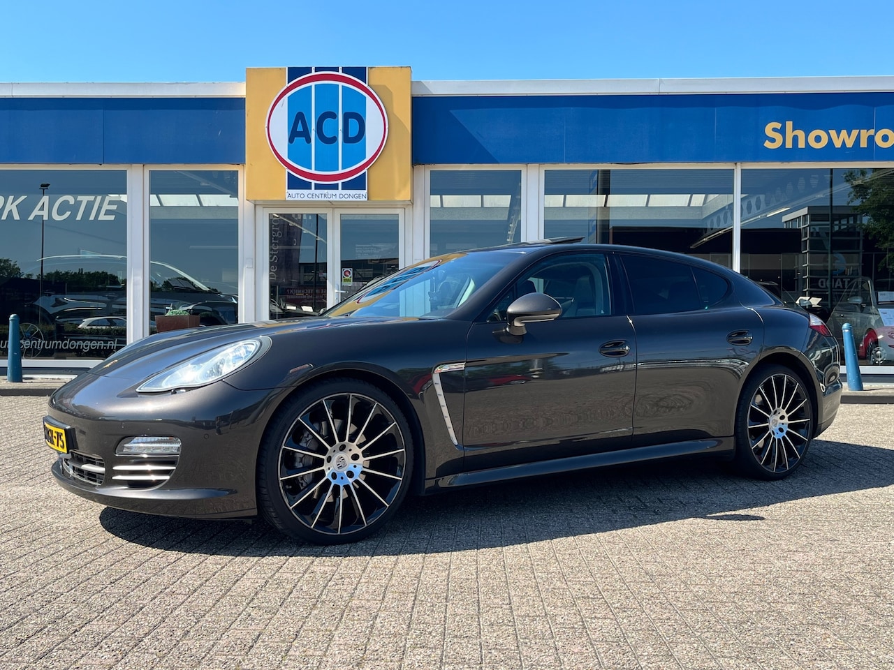 Porsche Panamera - 3.0 D Platinum Edition | Orig. NL | Sunroof | Sport Chrono | - AutoWereld.nl