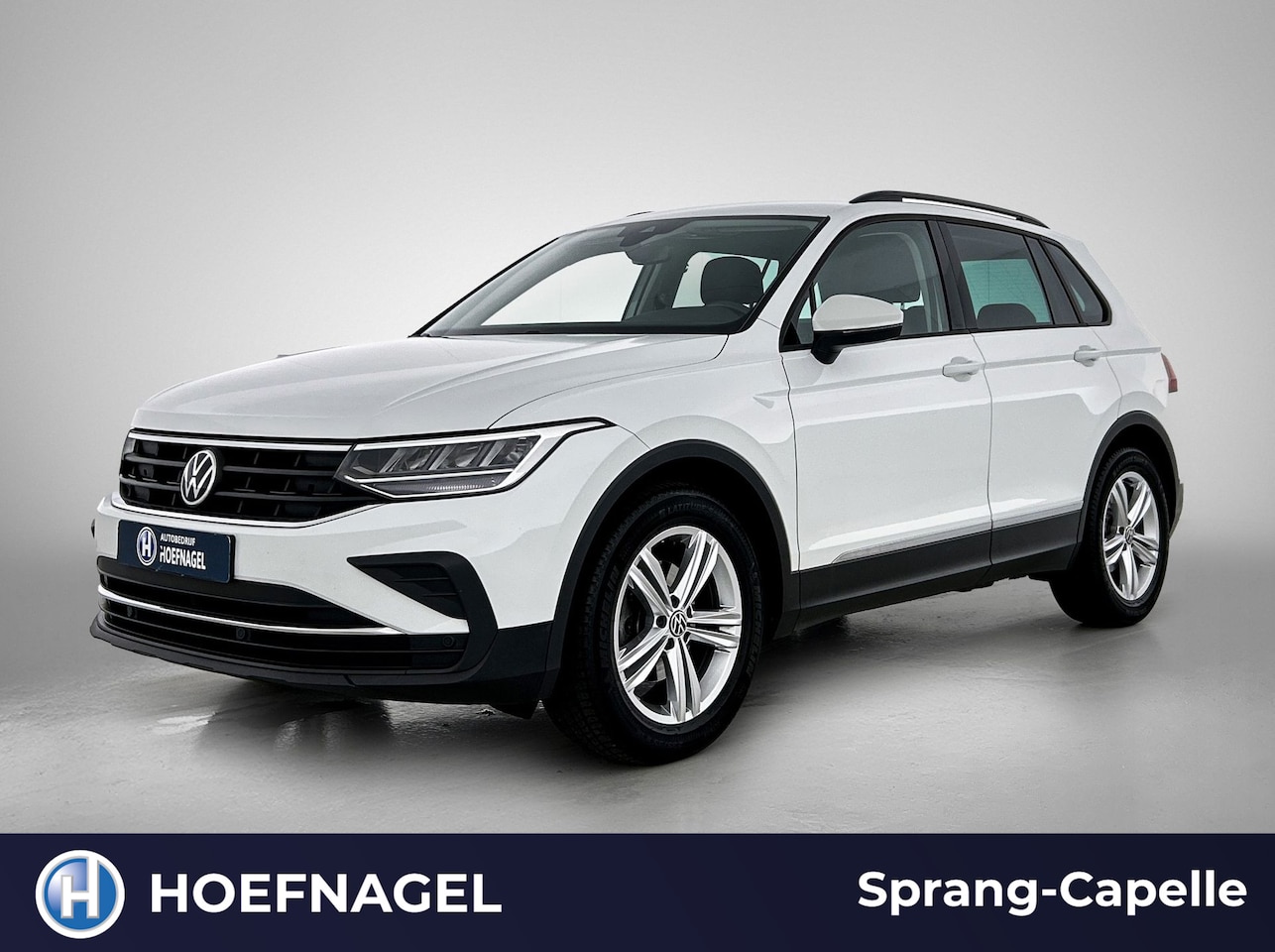 Volkswagen Tiguan - 1.5 TSI Life Business | Camera | Stoel-/Stuurverwarming | Adaptive Cruise | CarPlay | - AutoWereld.nl