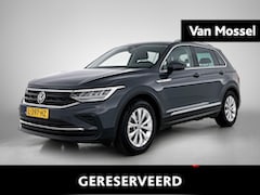 Volkswagen Tiguan - 1.5 TSI Life Business | 131 PK | Apple Carplay / Android Auto | Achteruitrijcamera | Adapt