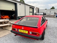 Opel Manta - GTJ combi 2.0 S
