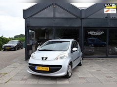Peugeot 107 - Carplay Airco Camera Navigatie AUTOMAAT