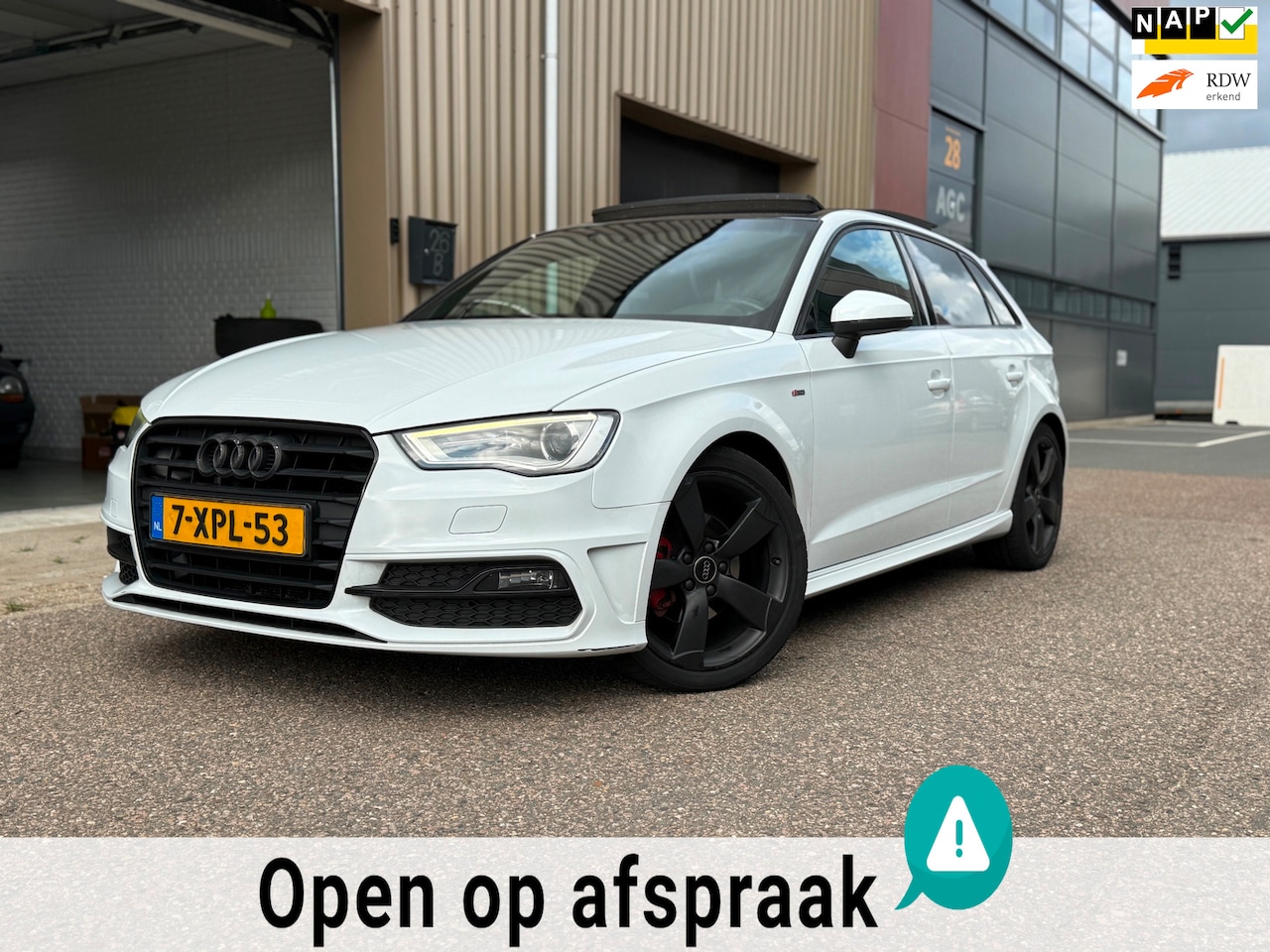 Audi A3 Sportback - 1.4 TFSI CoD Ambition Pro Line S 1.4 TFSI CoD Ambition Pro Line S Pano DSG - AutoWereld.nl