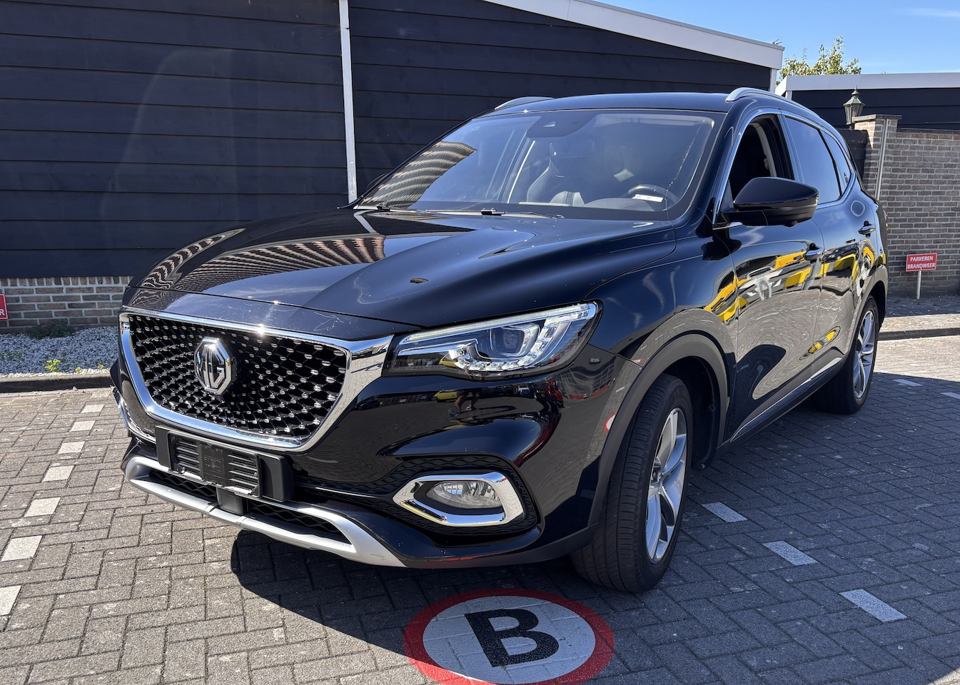 MG EHS - 1.5 TGDI Luxury - AutoWereld.nl