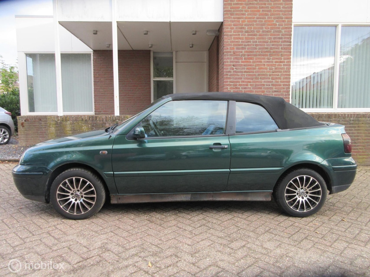 Volkswagen Golf Cabriolet - 1.8 Trendline 1998 / 162621KM NAP Hobby, Handel, onderdelen - AutoWereld.nl