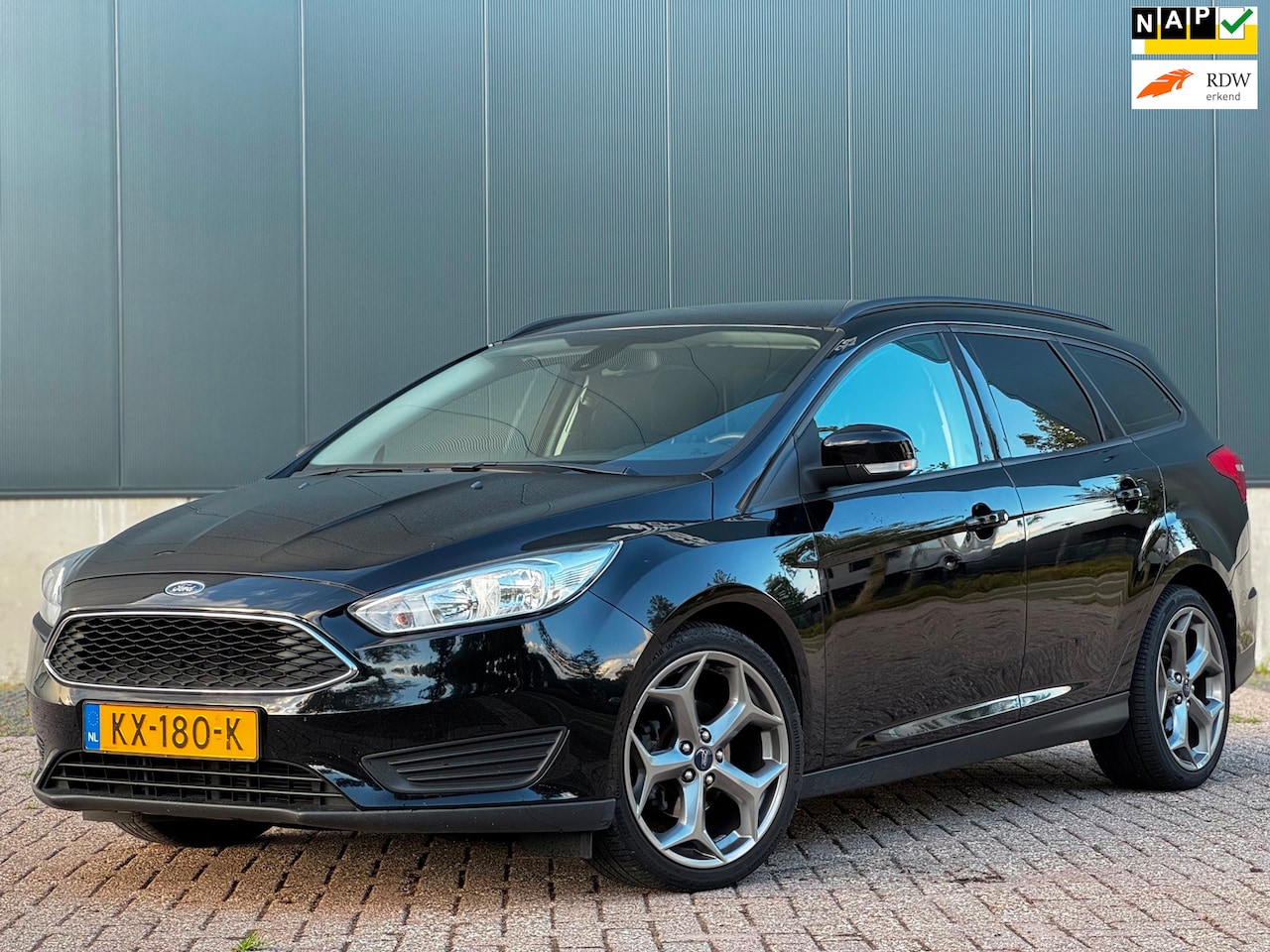 Ford Focus Wagon - 1.0 Trend|NAVI|PSENSOR|CRUISE|IJSKOUD AIRCO|2XSLEUTELS|BOEKJES| - AutoWereld.nl