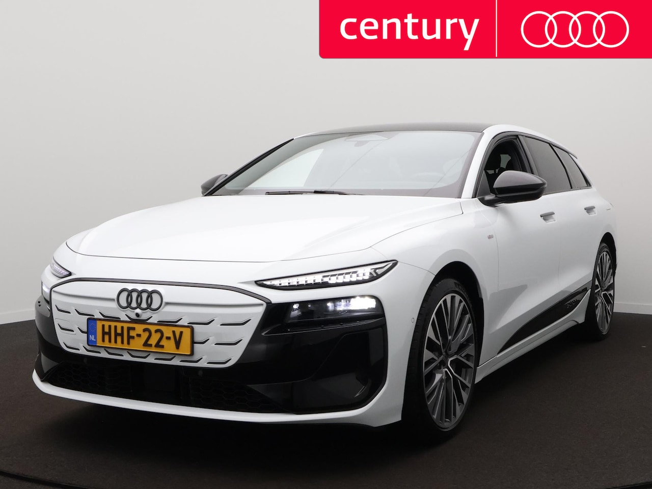 Audi A6 Avant e-tron - S edition performance 100 kWh | 360 Camera | Panodak | Elek. Stoelen | ACC | - AutoWereld.nl
