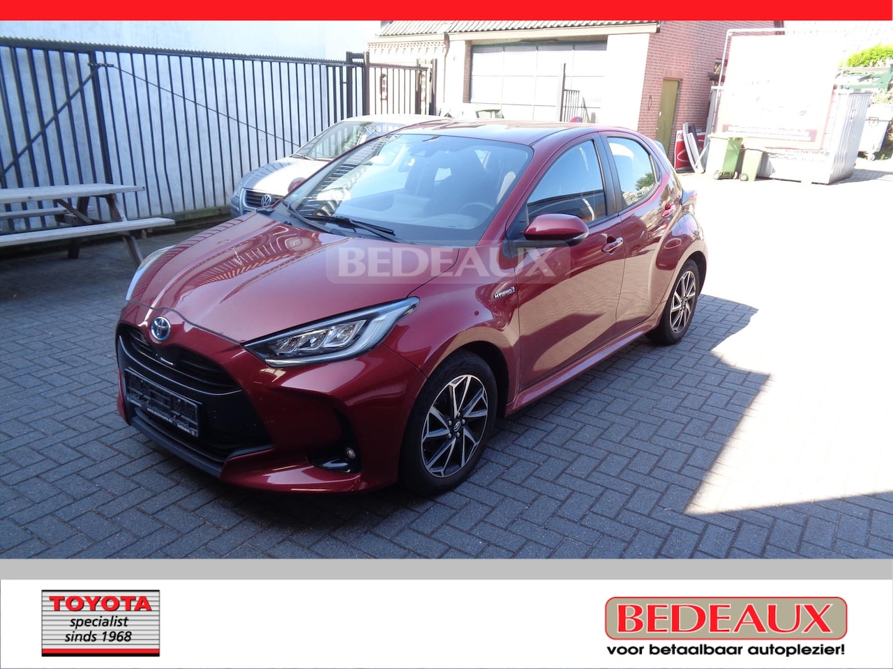 Toyota Yaris - 1.5 Hybrid 116pk CVT Dynamic , rijklaarprijs bij Toyota specialist - AutoWereld.nl