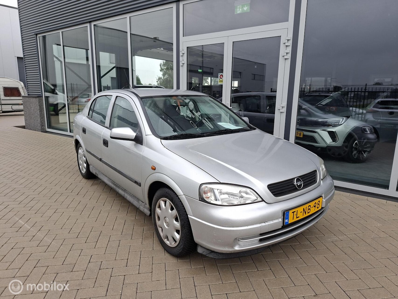 Opel Astra - 1.6 Club 1.6 Club - AutoWereld.nl
