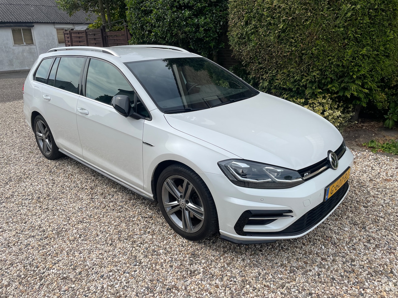 Volkswagen Golf Variant - 1.6 TDI Highline Business R - AutoWereld.nl