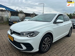 Volkswagen Polo - 1.0 TSI DSG/ CLIMA/ LM VELGEN/ APPLE CARPLAY