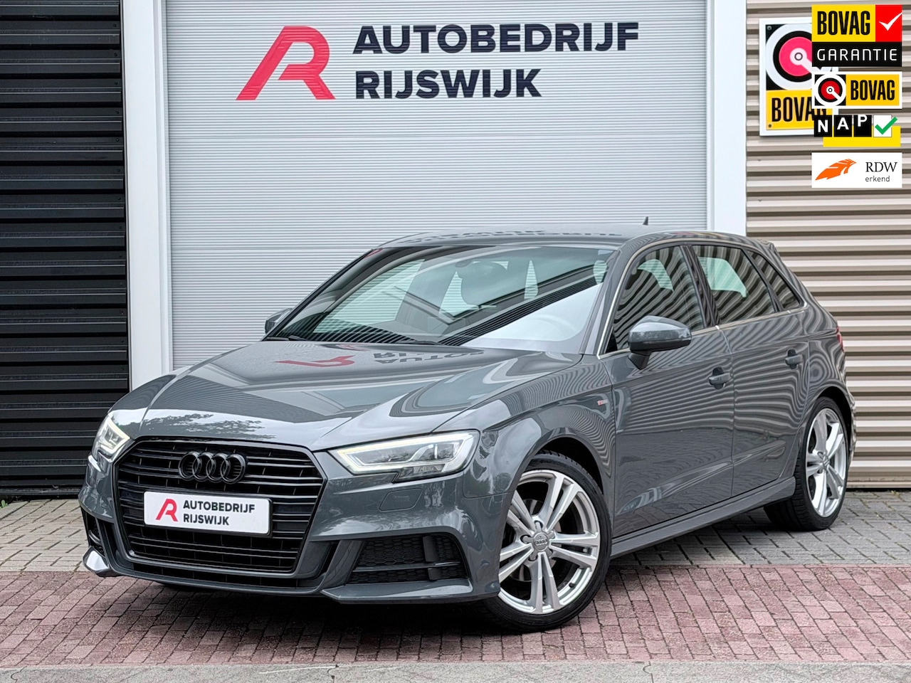 Audi A3 Sportback - 30 TFSI Sport S Line Edition Navi/Xenon - AutoWereld.nl