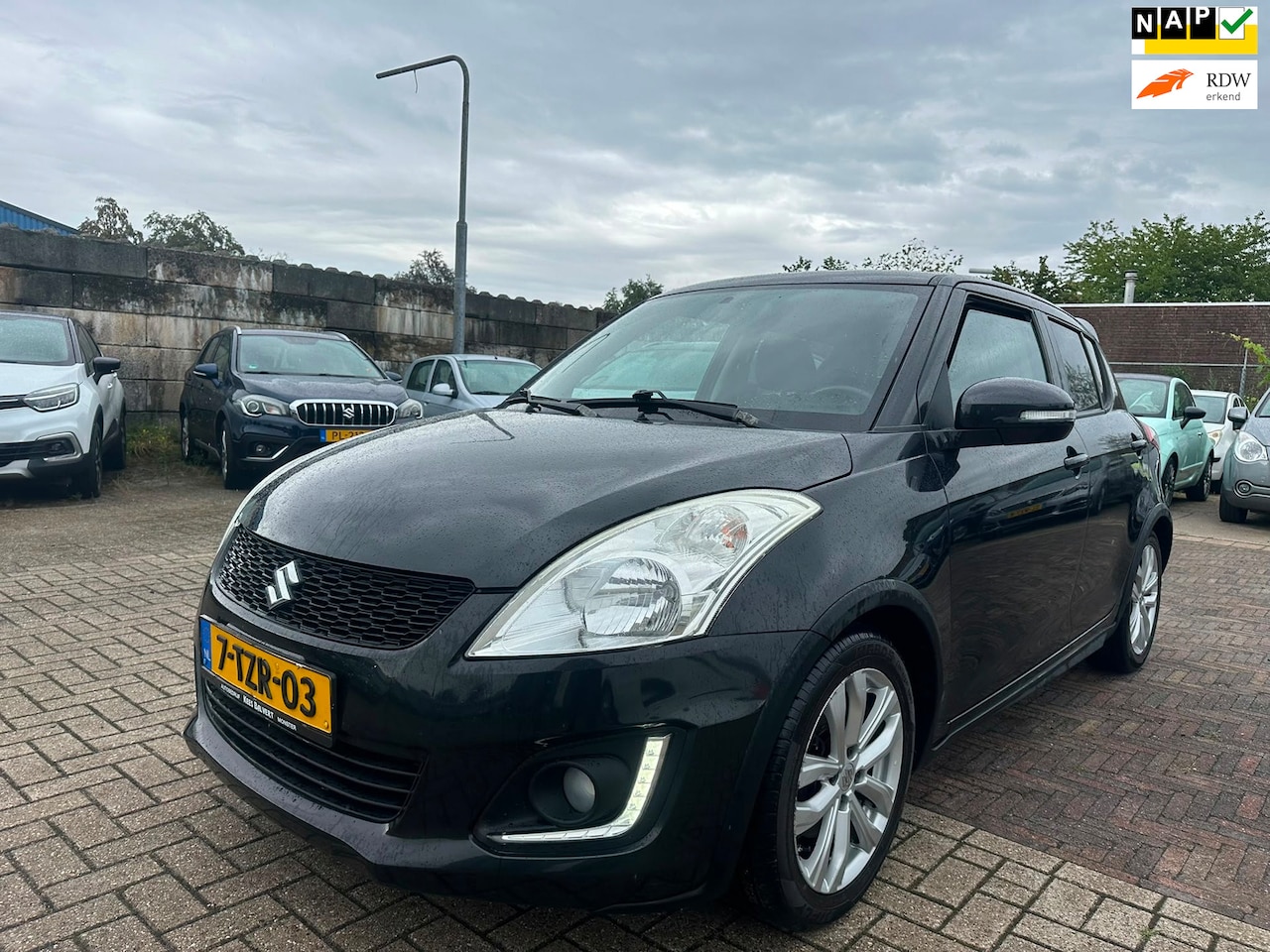 Suzuki Swift - 1.2 Exclusive AIRCO/ LM VELGEN/ SPOILER/ TREKHAAK! - AutoWereld.nl