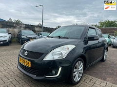 Suzuki Swift - 1.2 Exclusive AIRCO/ LM VELGEN/ SPOILER/ TREKHAAK
