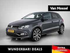 Volkswagen Polo - 1.2 TSI Comfortline Business R Automaat | Cruise control | Airco | Apple carplay | Parkeer