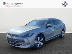 Volkswagen Passat Variant - 1.5 eHybrid Business | Trekhaak | DCC | A.cam | ACC |