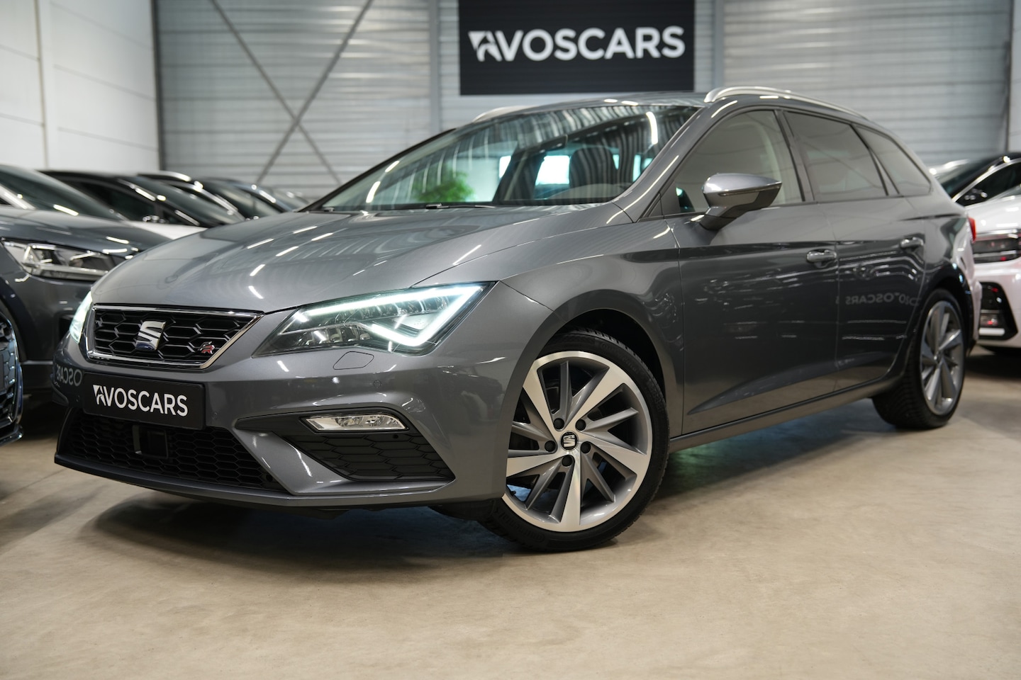 SEAT Leon ST - 1.4 TSI FR 150PK * Trekhaak - ACC - Lane - Keyless - LED - Sound - 18" - DAB - App * - AutoWereld.nl