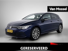 Volkswagen Golf - 1.5 eTSI Style | 150 PK | Automaat | Apple Carplay / Android Auto | Parkeercamera | Adapti