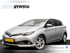 Toyota Auris - 1.8 Hybrid Business Plus | Camera | Keyless | Navigatie | 16 inch LMV | Getint Glas