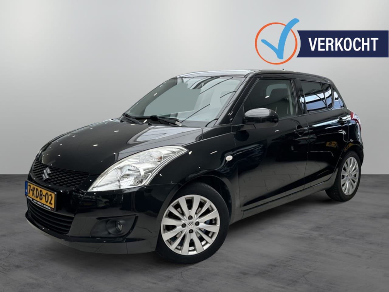 Suzuki Swift - 1.2 Exclusive [ CLIMA I STOELVERWARMING I BLUETOOTH ] - AutoWereld.nl