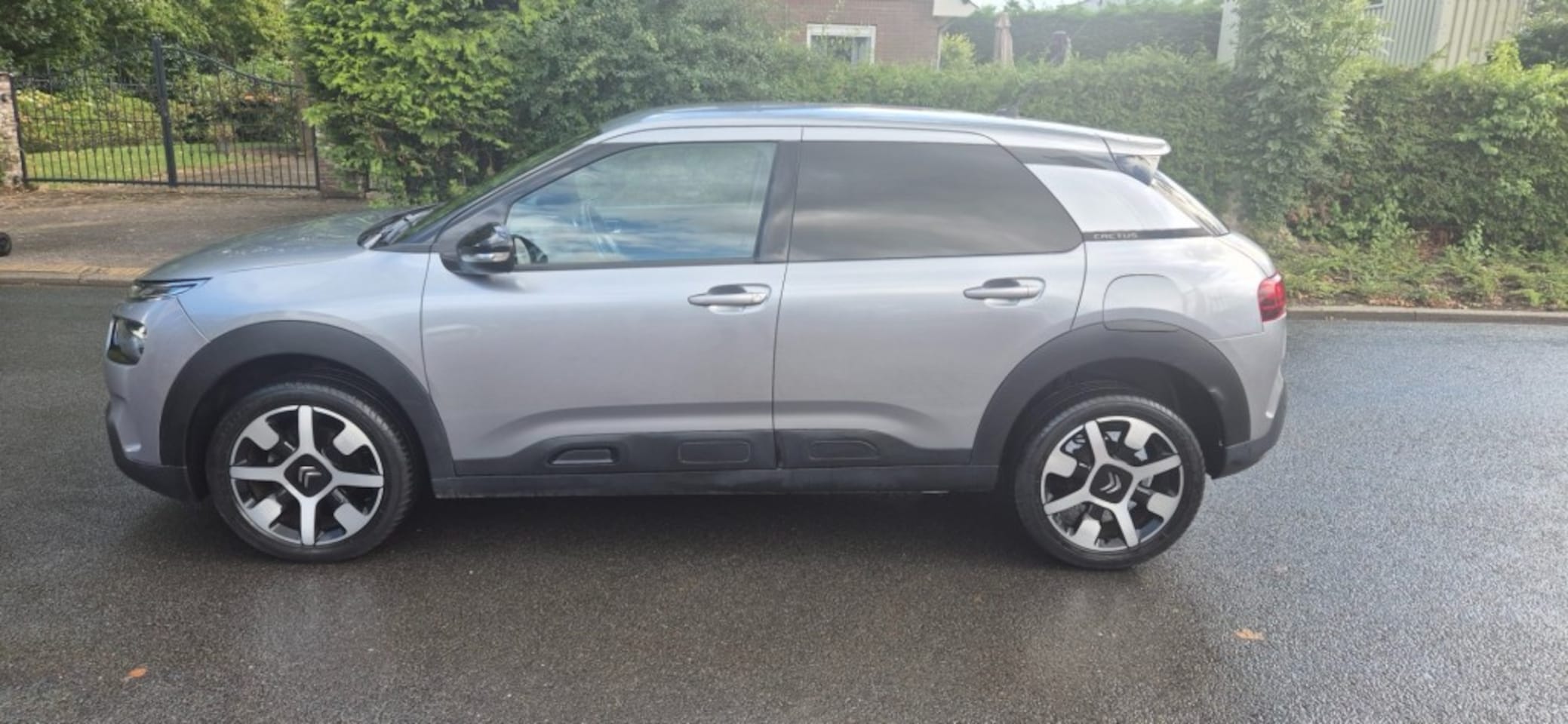Citroën C4 Cactus - 1.2 Pure Tech/automaat/cruise/Apple Carplay/android/cruise - AutoWereld.nl