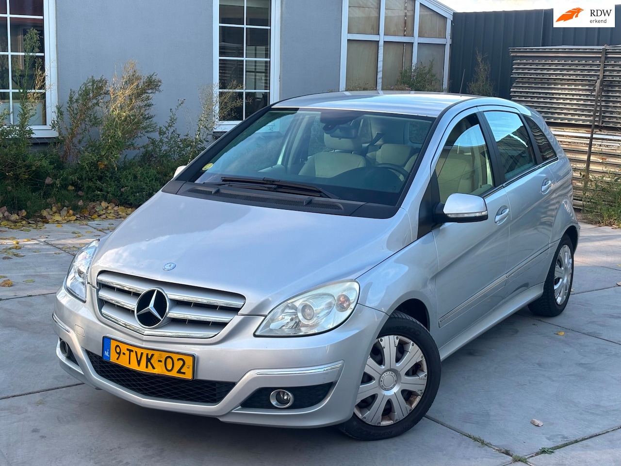 Mercedes-Benz B-klasse - 180 CDI Business Class | Nieuwe APK | Airco | El. Ramen | Trekhaak | Vaste prijs! - AutoWereld.nl