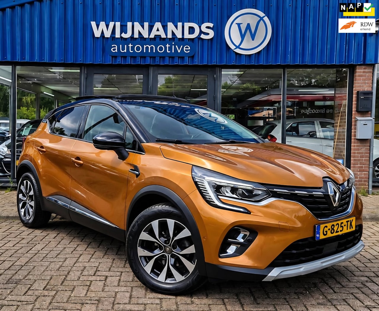 Renault Captur - 1.0 TCe 100 Intens Trekhaak Panoramadak 360° - AutoWereld.nl