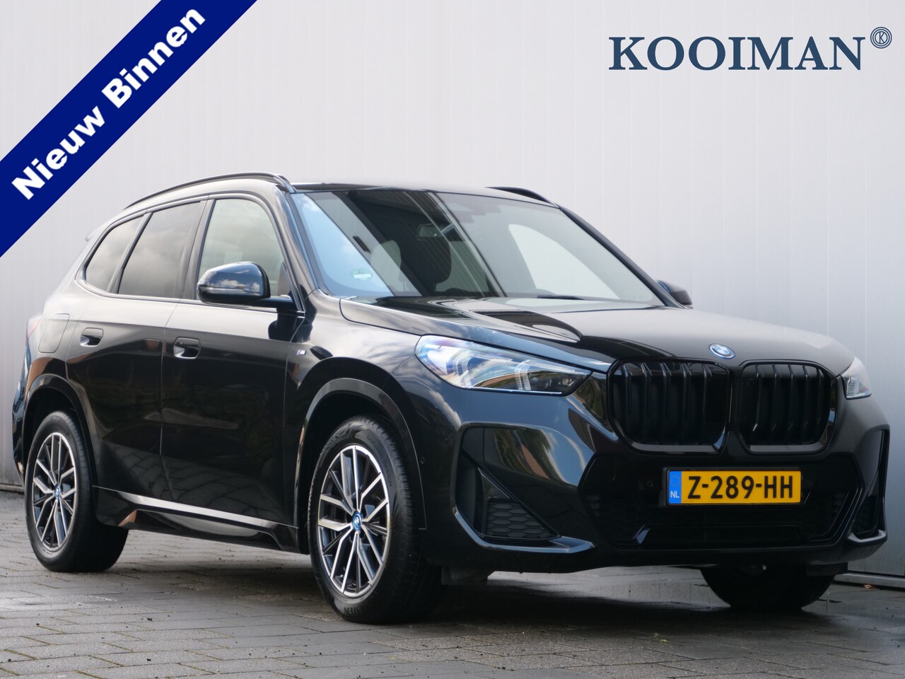 BMW X1 - xDrive30e 326 Pk Automaat M-Sport pakket / Navi / DAB / Apple Carplay / Camera - AutoWereld.nl