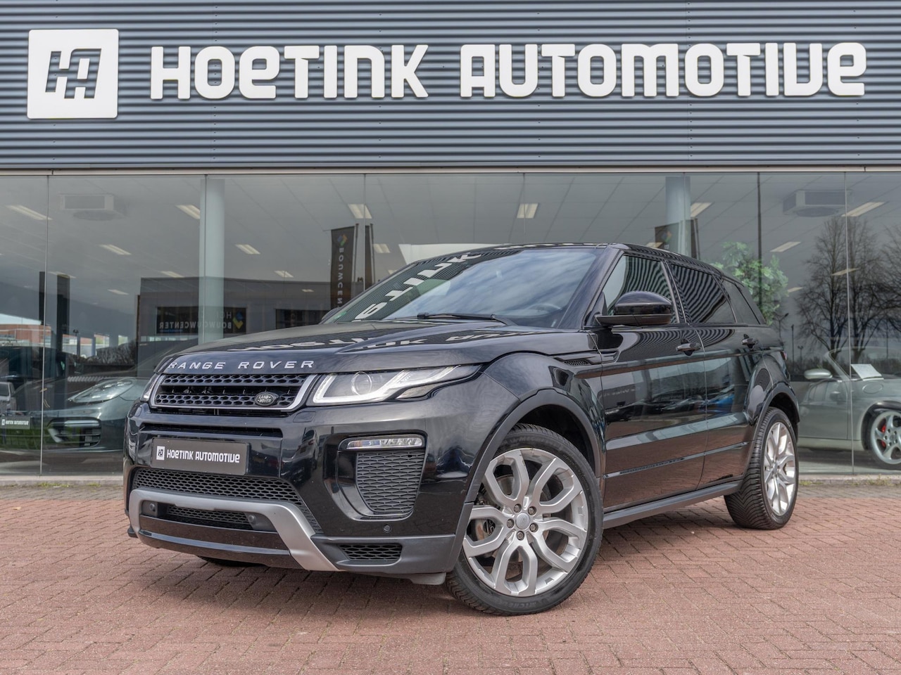 Land Rover Range Rover Evoque - 2.0 TD4 HSE Dynamic | Pano | Memory | Afn trekhaak - AutoWereld.nl