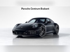 Porsche 911 - Carrera 4 GTS
