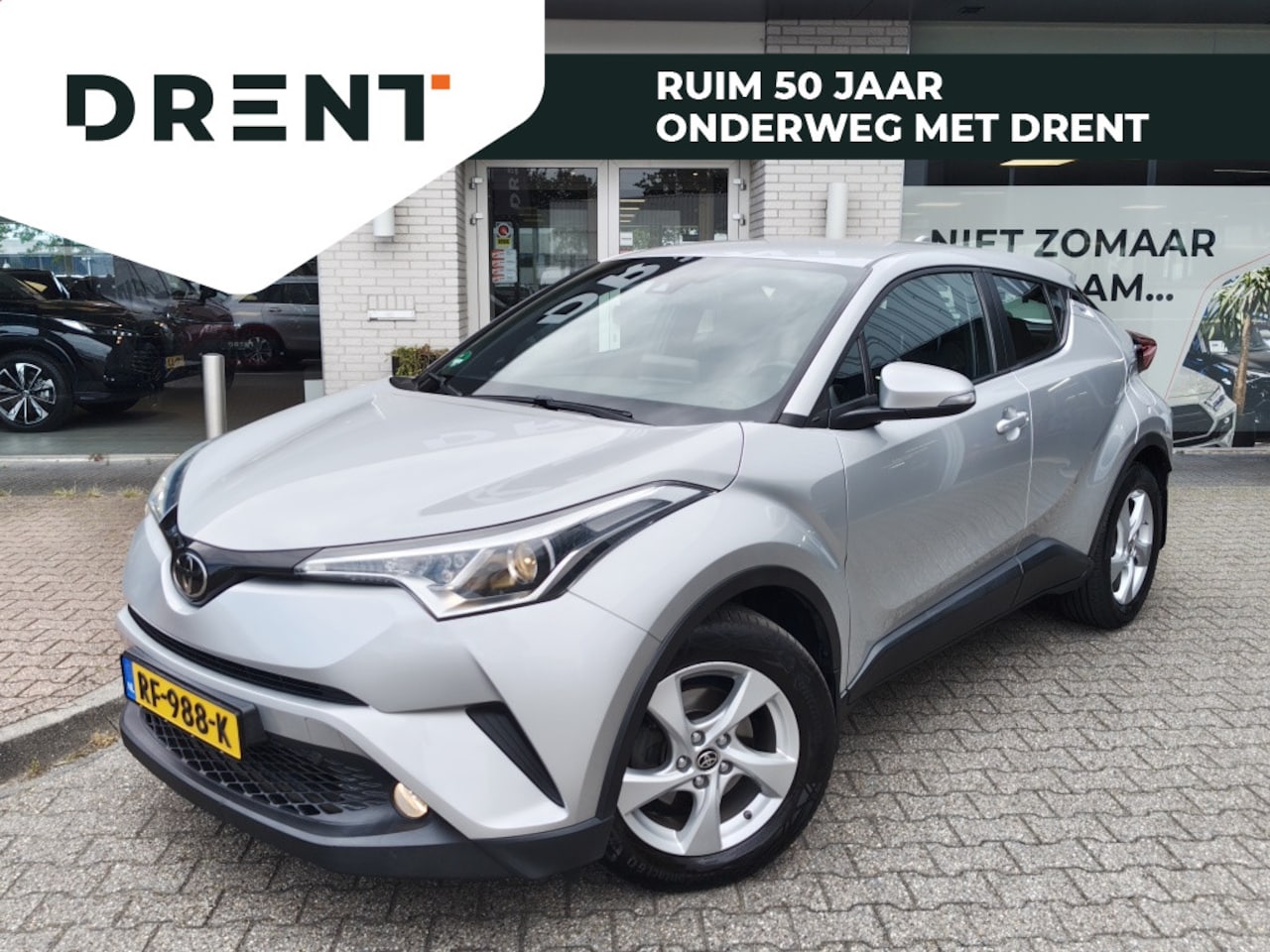 Toyota C-HR - 1.2 Dynamic Automaat | Trekhaak | 1100 KG Trekgew. | DAB | - AutoWereld.nl