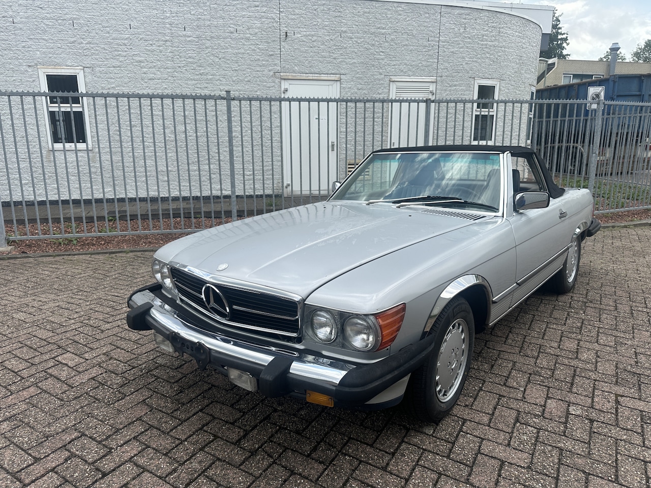 Mercedes-Benz SL-klasse Cabrio - 560 SL - AutoWereld.nl