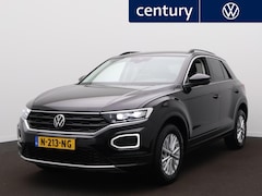 Volkswagen T-Roc - 1.0 TSI 110Pk Style LED - Side Assist - ACC - Climatronic - Apple Carplay/Android Auto - P
