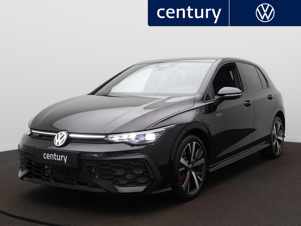 Volkswagen Golf - 1.5 eHybrid GTE 272pk | Panodak | 360 Camera | Zwenkbare trekhaak | Head-up | - AutoWereld.nl