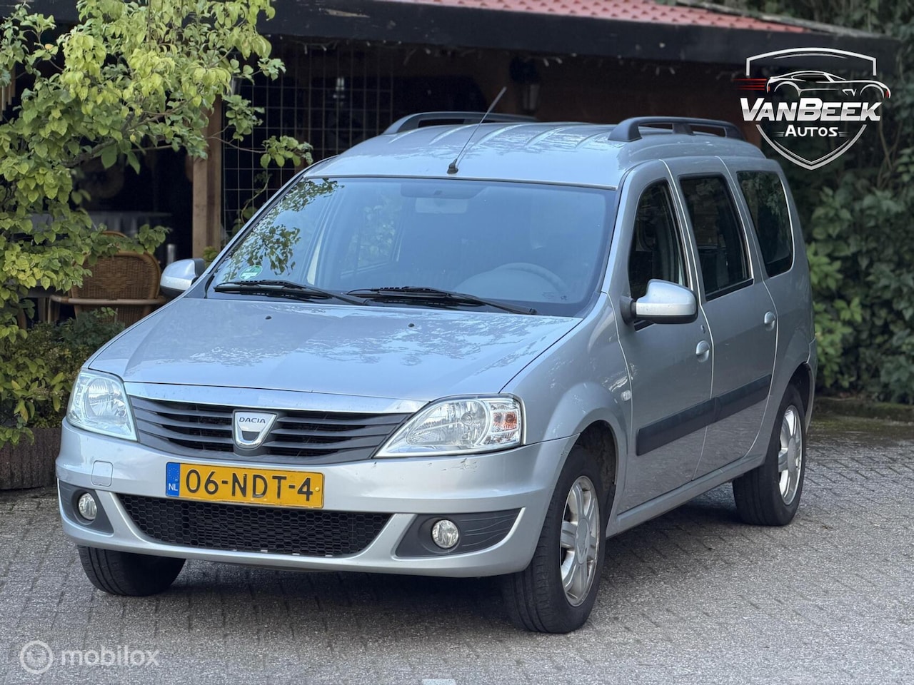 Dacia Logan MCV - 1.6 MPI Blackline 1.6 MPI Blackline - AutoWereld.nl