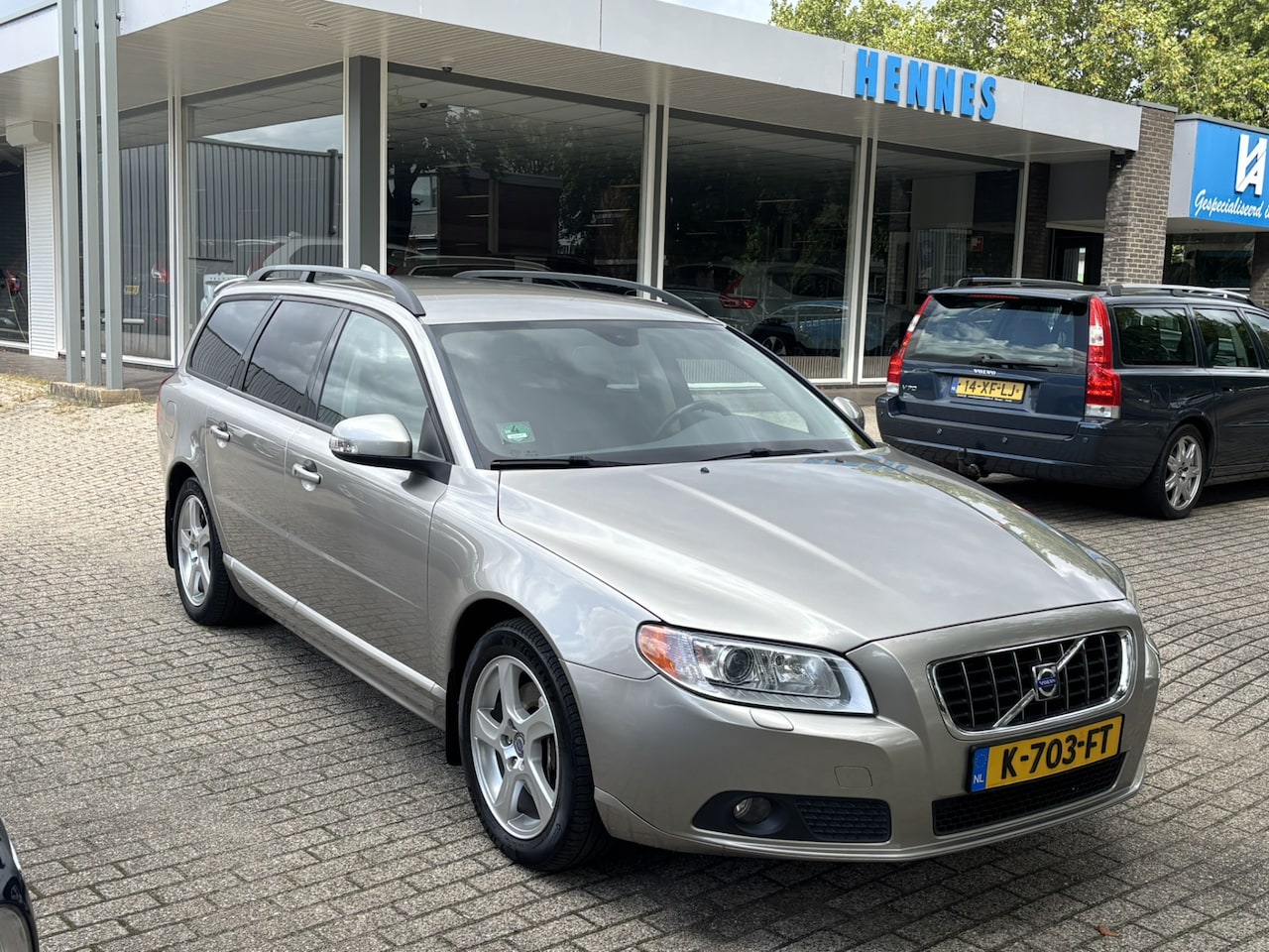 Volvo V70 - 2.5FT Momentum LPG Keyless Xenon - AutoWereld.nl