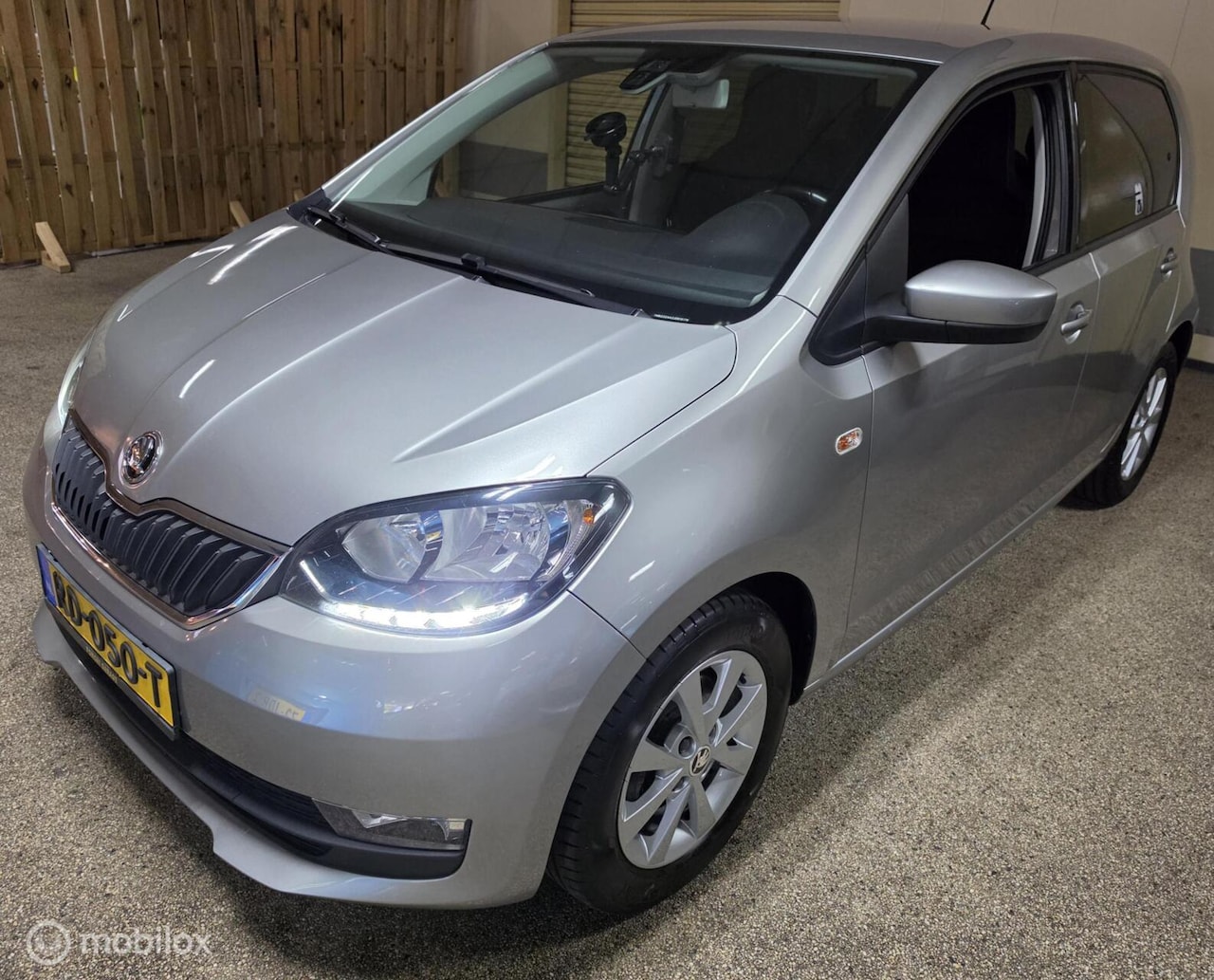 Skoda Citigo - 1.0 Greentech zeer luxe uitvoering - AutoWereld.nl