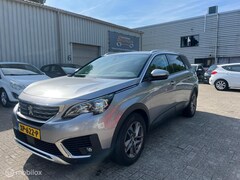 Peugeot 5008 - 1.2 PureTech Blue Lease Executive 7 pers