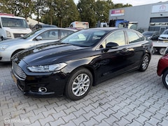 Ford Mondeo - 1.5 Titanium NL AUTO GOED ONDERHOUDEN
