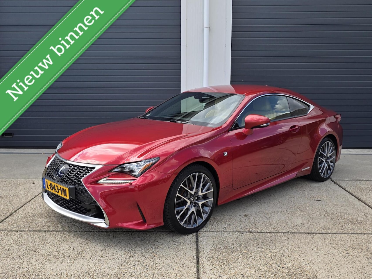 Lexus RC - 300h F SPORT - AutoWereld.nl