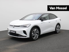 Volkswagen ID.5 - GTX 77 kWh 299 PK| Dealeronderhouden | Warmtepomp | Trekhaak | Panoramdak | Navigatie | Ac