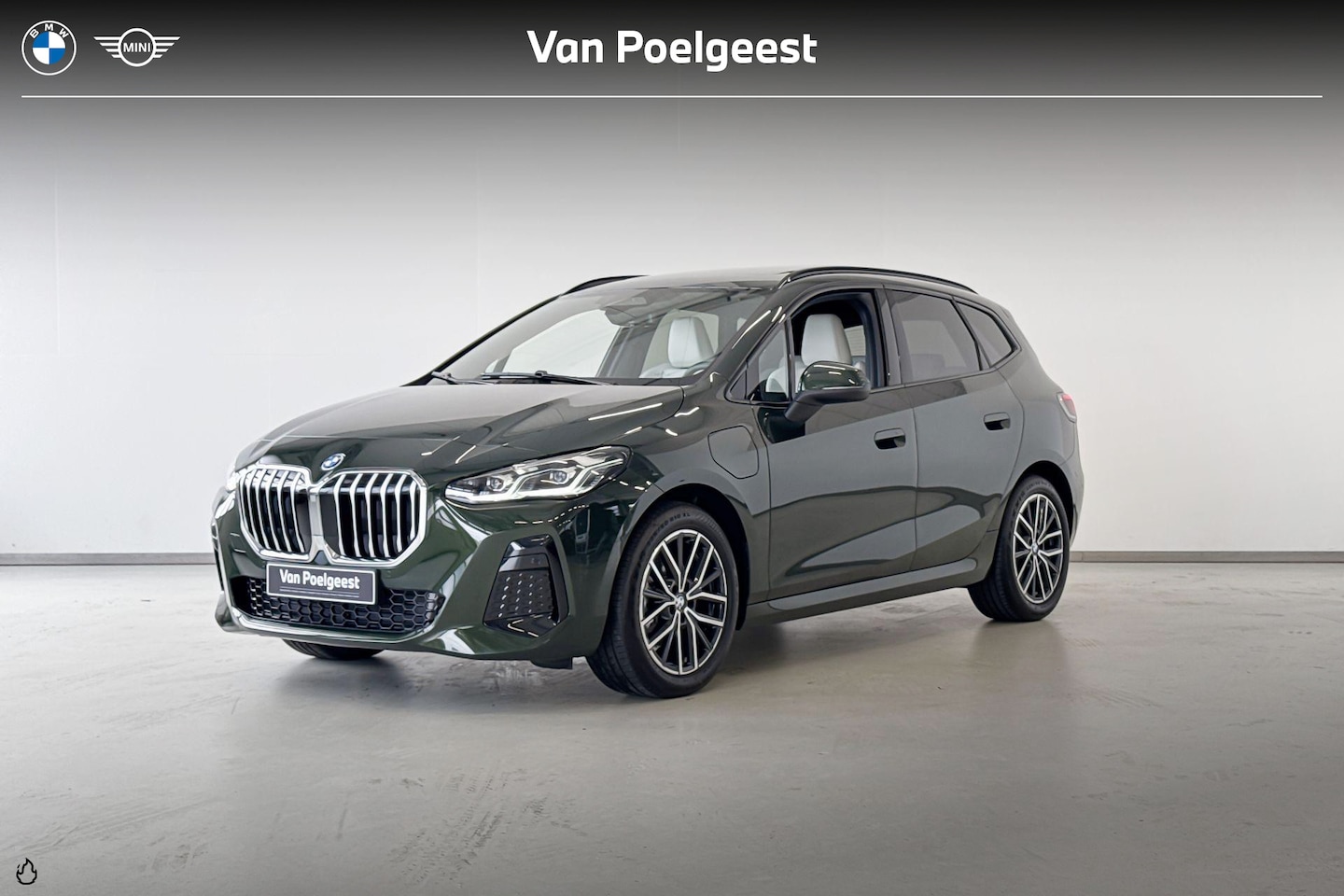 BMW 2-serie Active Tourer - 225e xDrive Premium Pack M Sportpakket - AutoWereld.nl