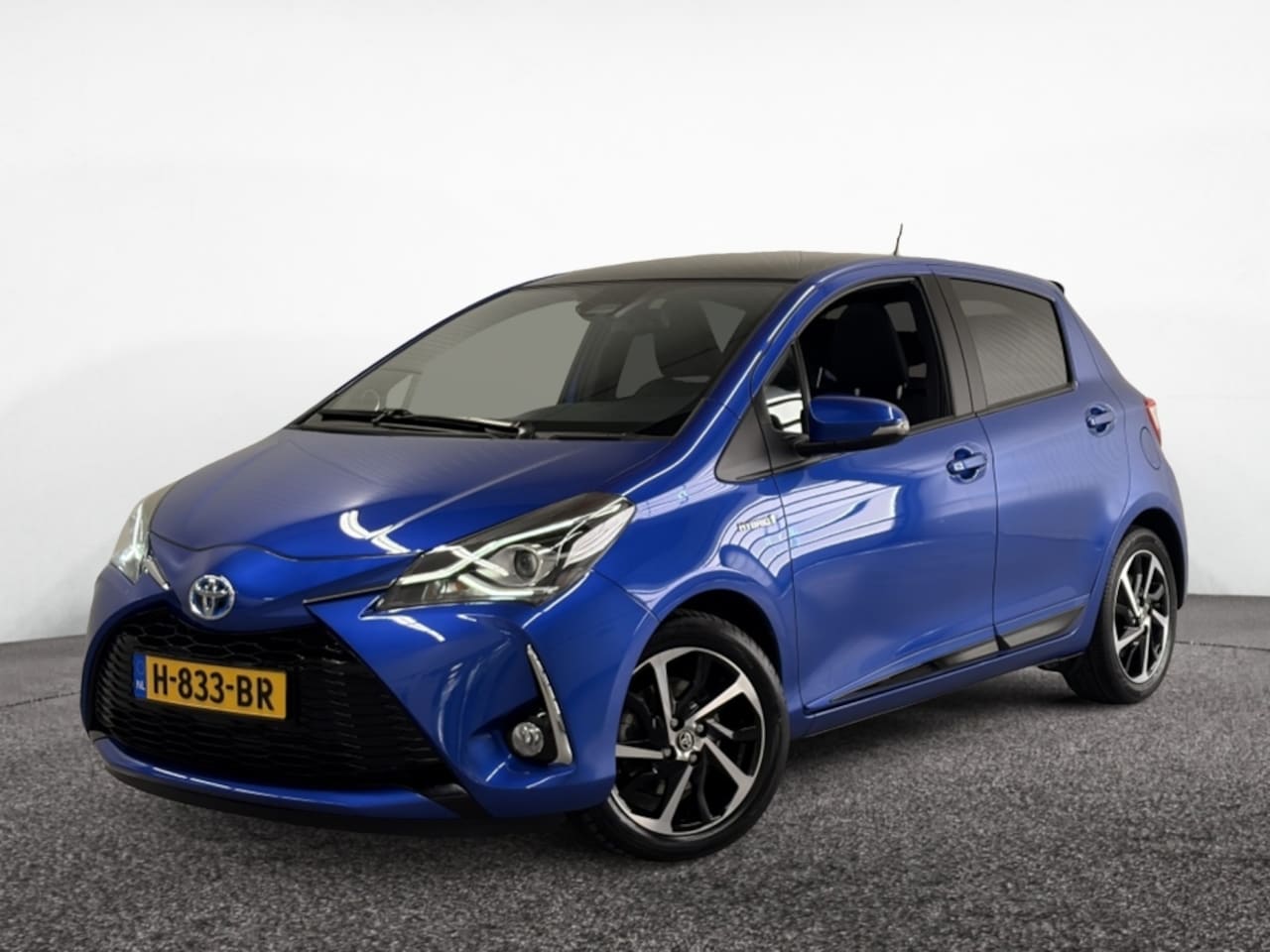 Toyota Yaris - 1.5 Hybrid Executive 1.5 Hybrid Executive - AutoWereld.nl