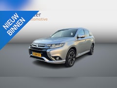 Mitsubishi Outlander - 2.0 PHEV Premium Trekhaak 1500KG|Winterpakket